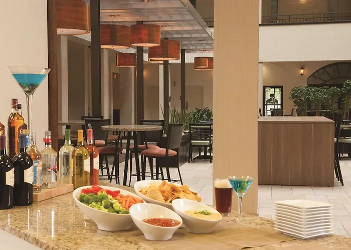 Embassy Suites By Hilton Nashville Airport